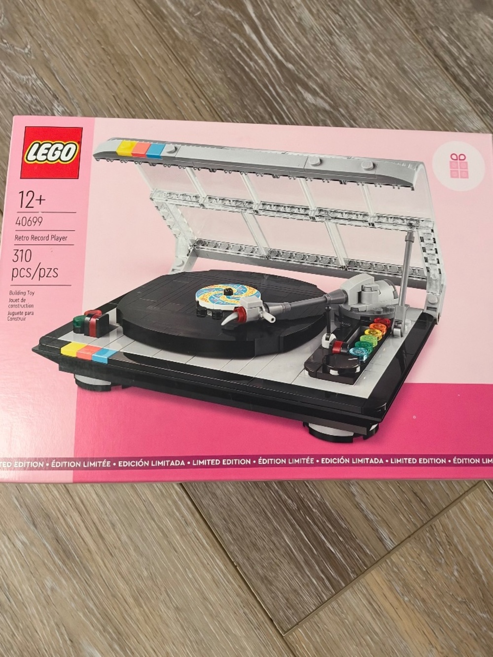 Lego Retro Record Player - Picture 3 of 6